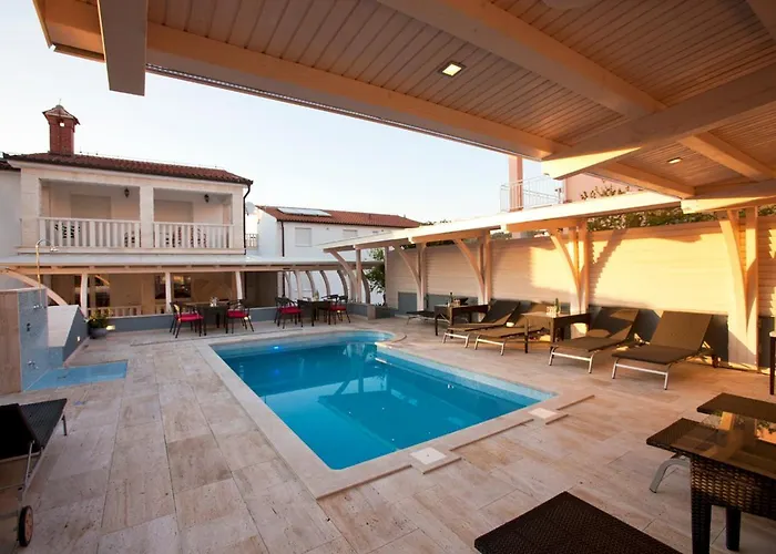 아파트 Kruna Grada 트로기르